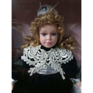 Collectible Memories Anne Porcelain Doll 16" Victorian Limited Edition NIB Vinta